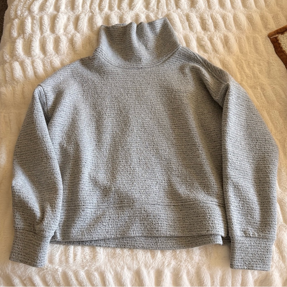 CALIA by Carrie Underwood mock sweatshirt - women’s large